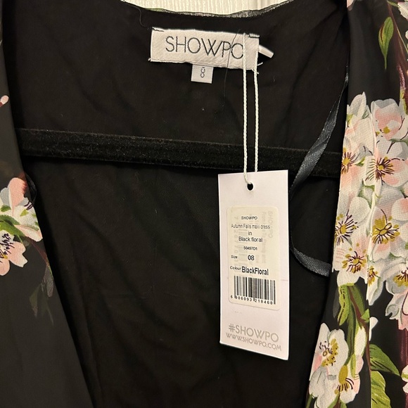 BRAND NEW FLOWER WRAP DRESS - Picture 2 of 2